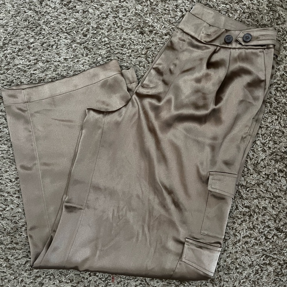 NWOT A NEW DAY Taupe Satin Cargo Pants